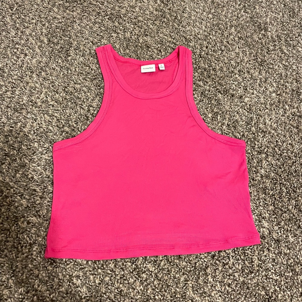 FREE WITH BUNDLED PURCHASE NWOT Aritzia Sunday Best Crop Tank - L